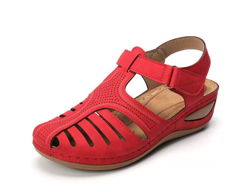 Comfortable Roman Wedge Sandals with Closed Toe 🔥 – Lightweight, Breathable, Pain-Free All Day
