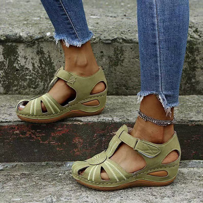 Comfortable Roman Wedge Sandals with Closed Toe 🔥 – Lightweight, Breathable, Pain-Free All Day