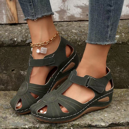 Comfortable Roman Wedge Sandals with Closed Toe 🔥 – Lightweight, Breathable, Pain-Free All Day